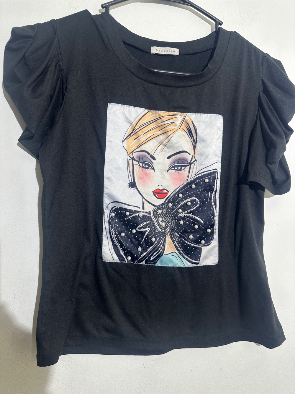 Occasion Black Graphic Bow Accent Puff Sleeve Top
